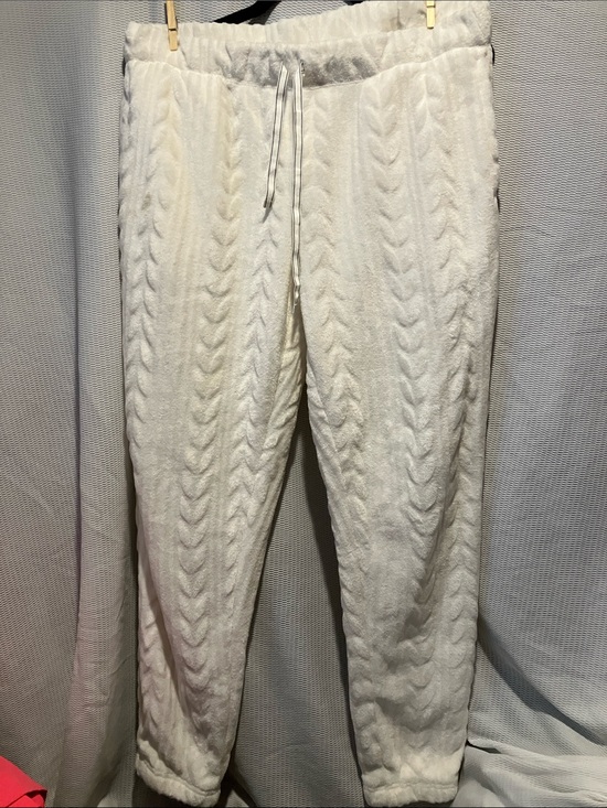 Joyspun Pants - Cozy Cable-Knit Jogger Pants in Cream - Joyspun